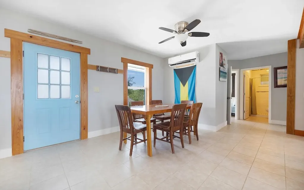 Mission Bay, Tarpum Bay Eleuthera BS