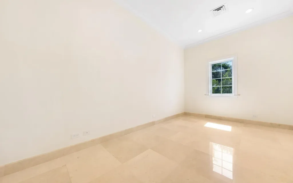 103 Ocean Club Estates New Providence Paradise Island BS