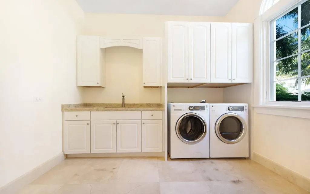 103 Ocean Club Estates New Providence Paradise Island BS