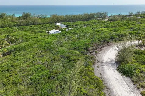 Lot 31 Block 16 Eleuthera BS