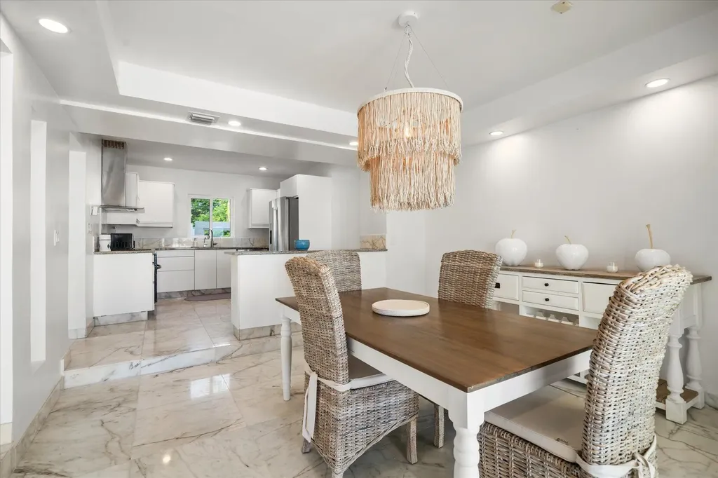 Caprice New Providence Paradise Island BS