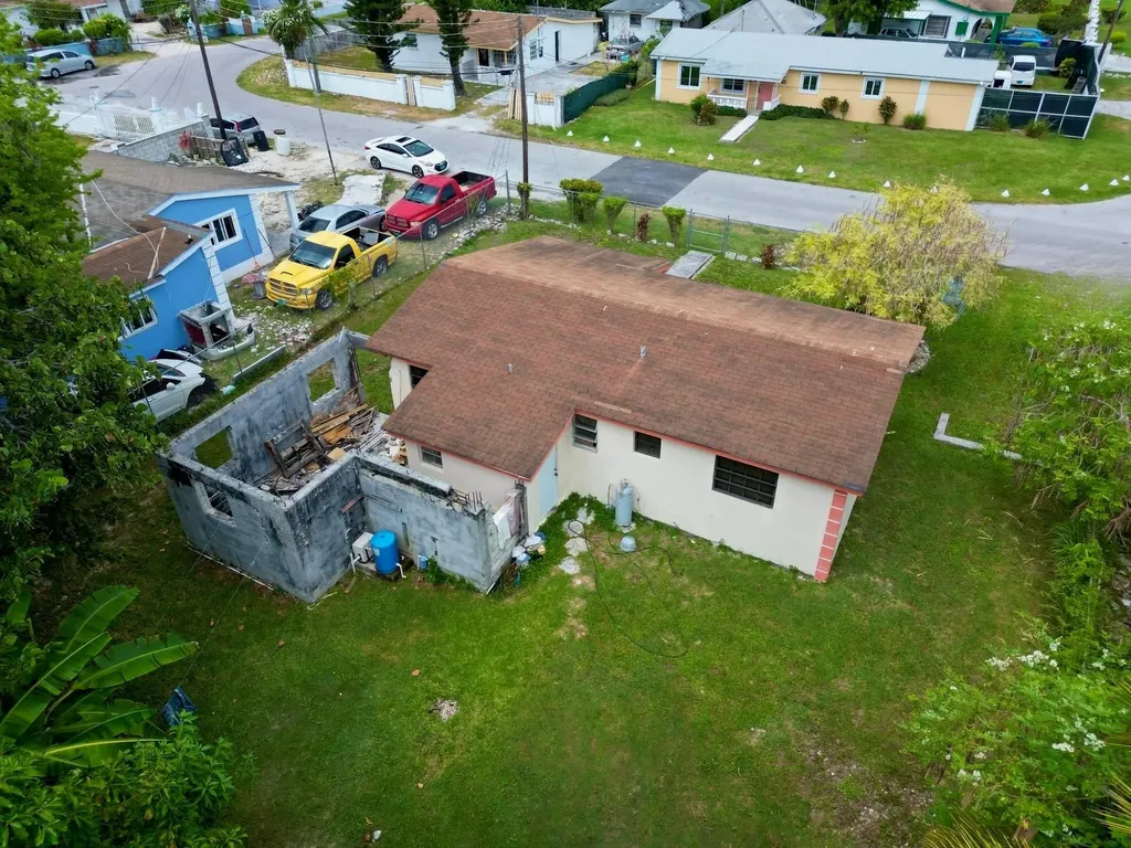 Antigua Street 60 New Providence Paradise Island BS