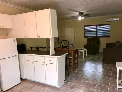 Eleuthera Apt #1, James Eleuthera BS