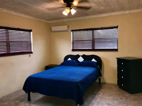 Eleuthera Apt #1, James Eleuthera BS