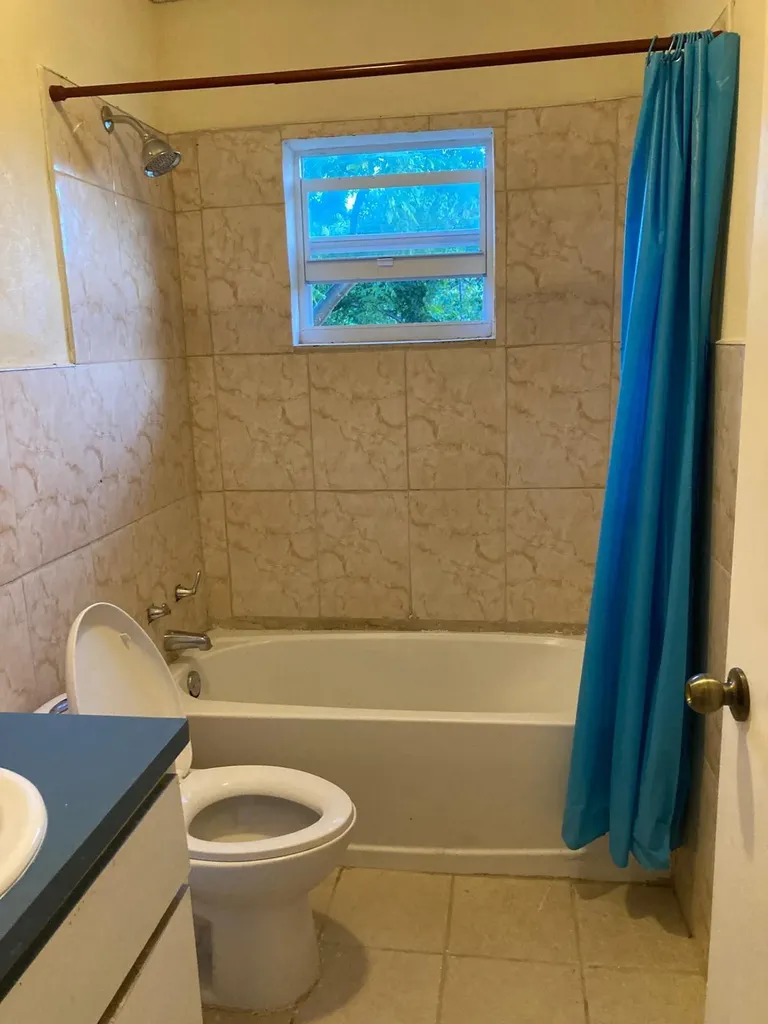 Eleuthera Apt#2, James C Eleuthera BS