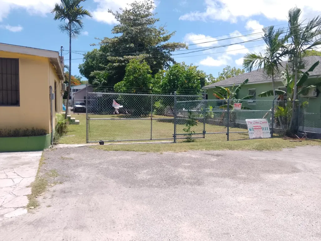 Winchester Street New Providence Paradise Island BS