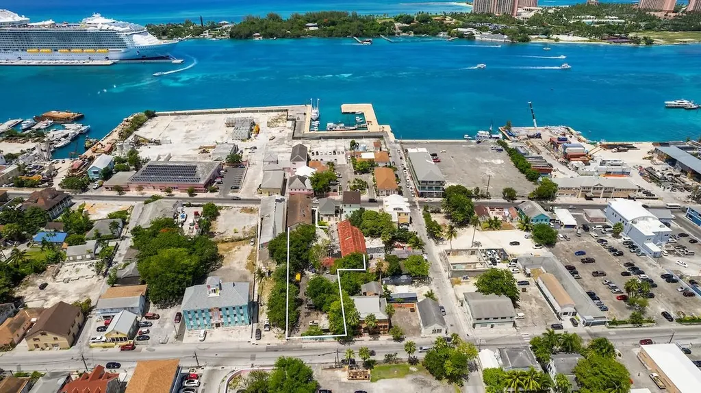 East Bay And Dowdeswell Street New Providence Paradise Island BS