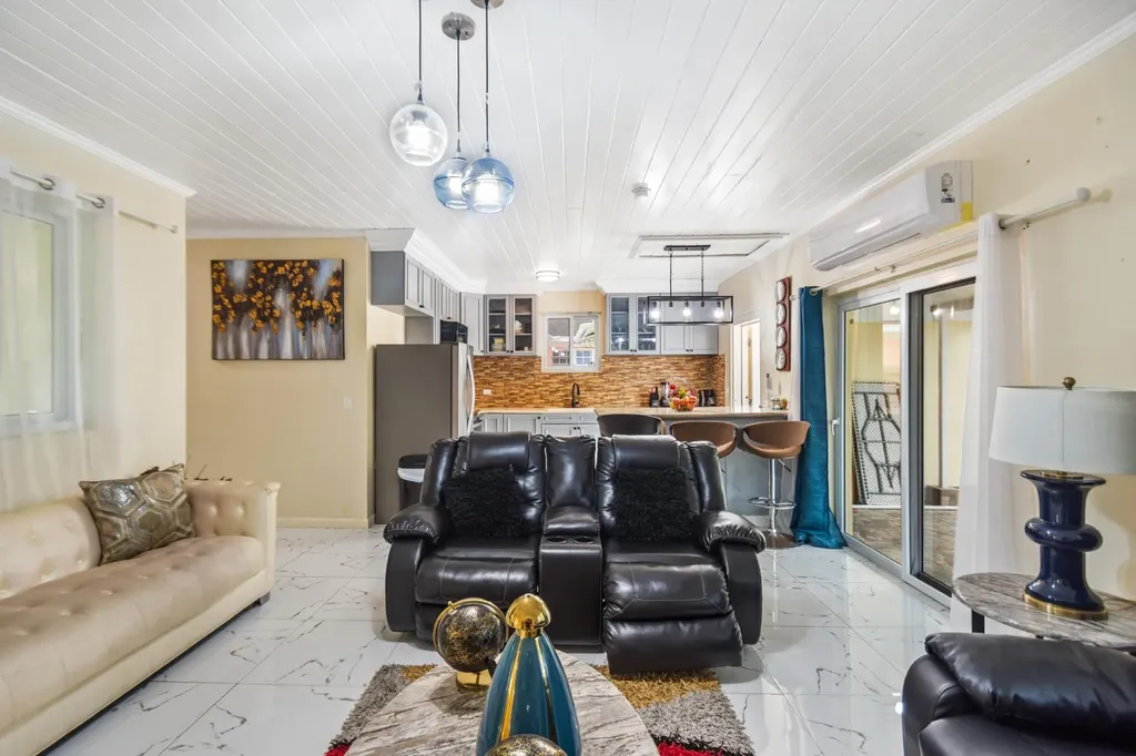 Commonwealth Road Blair New Providence Paradise Island BS