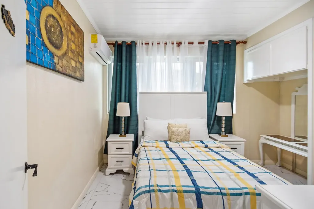 Commonwealth Road Blair New Providence Paradise Island BS