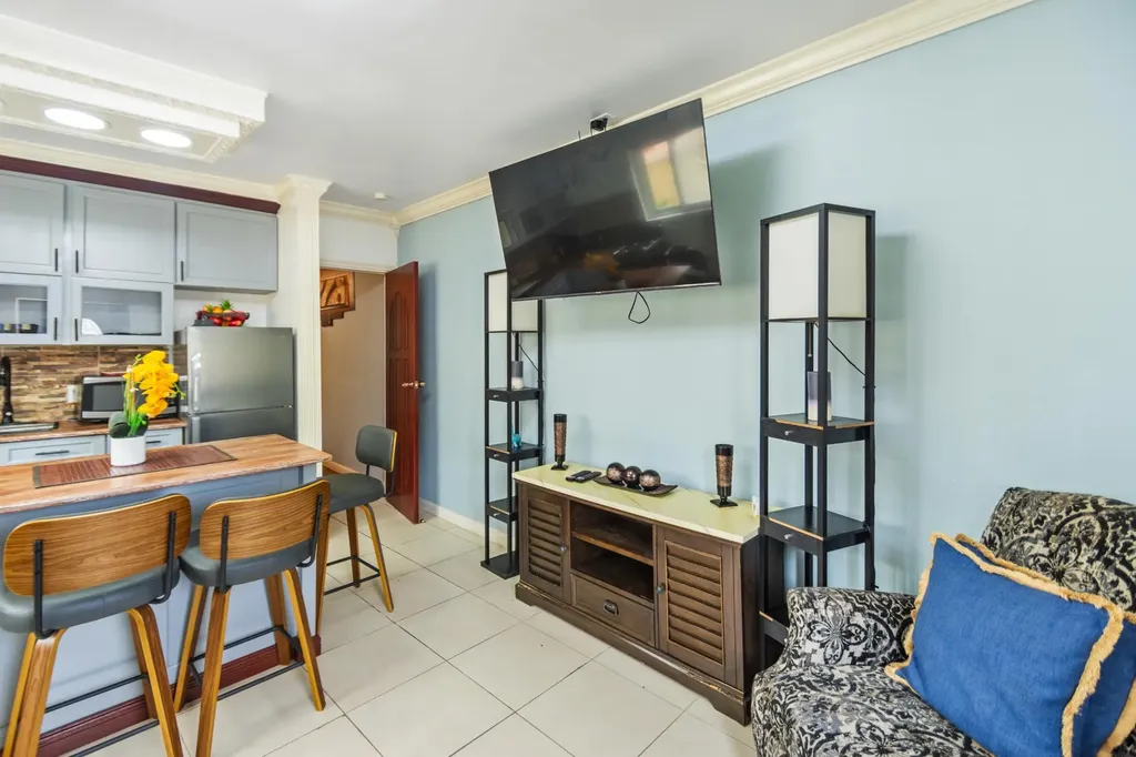 Commonwealth Road Blair New Providence Paradise Island BS