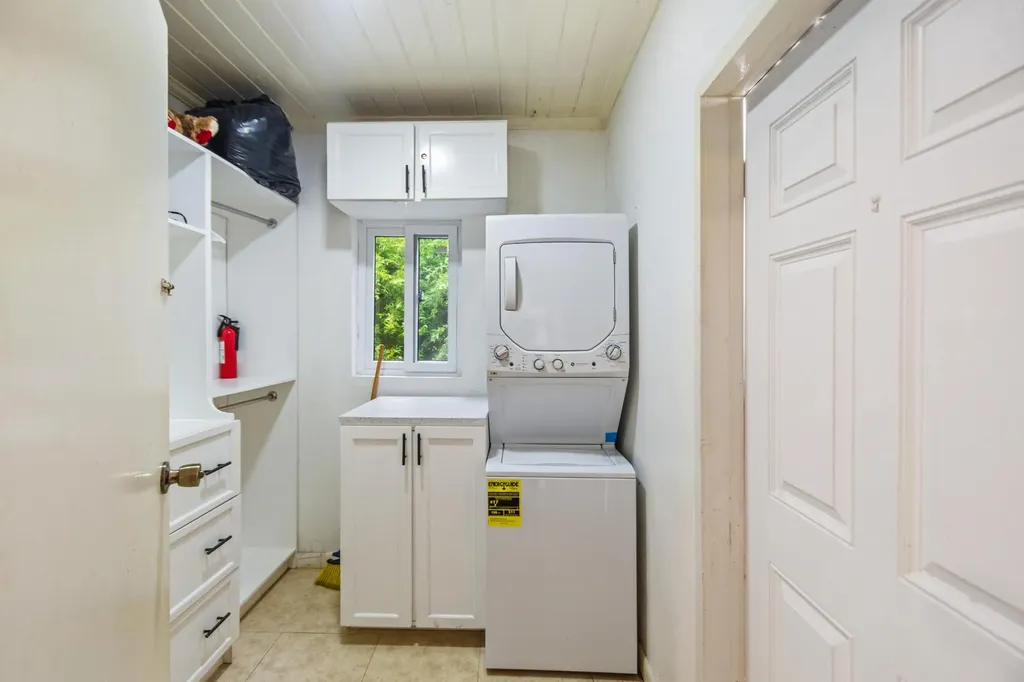 Commonwealth Road Blair New Providence Paradise Island BS