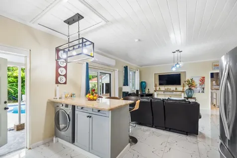 Commonwealth Road Blair New Providence Paradise Island BS