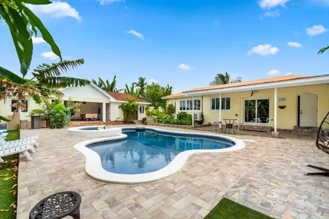 Commonwealth Road Blair New Providence Paradise Island BS