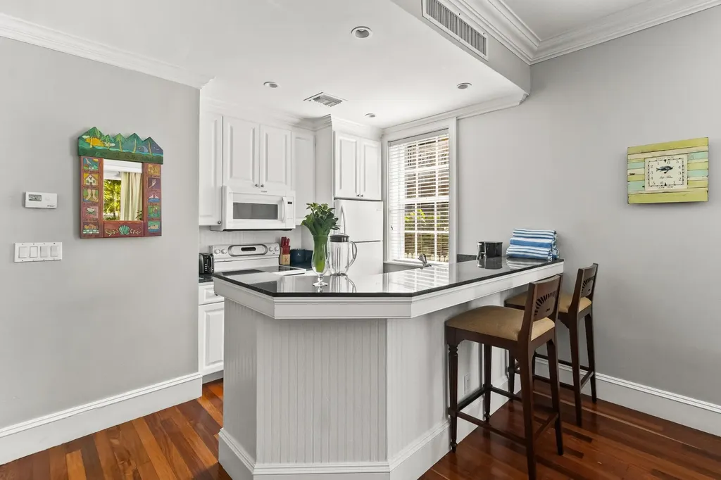 2-bedroom Condo @ Vmr Eleuthera BS