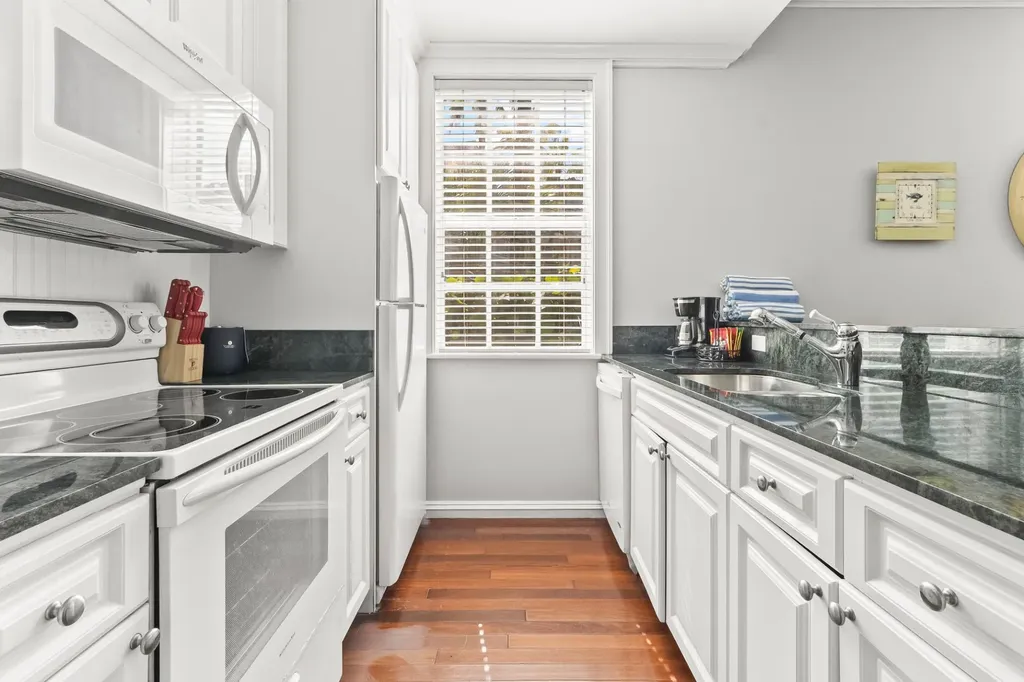 2-bedroom Condo @ Vmr Eleuthera BS