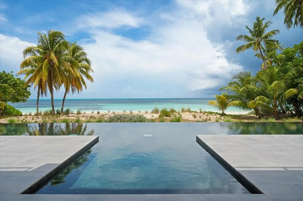 Residence On Clifton Bay New Providence Paradise Island BS