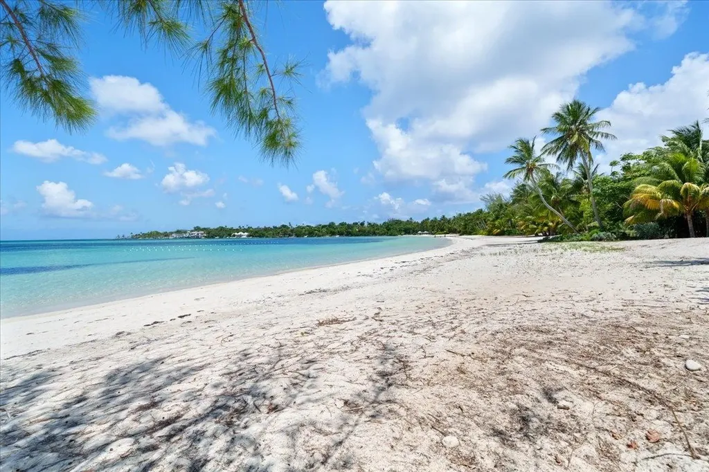 Residence On Clifton Bay New Providence Paradise Island BS