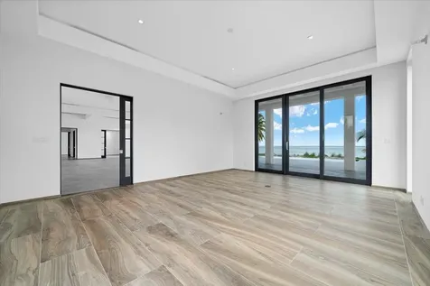 Residence On Clifton Bay New Providence Paradise Island BS