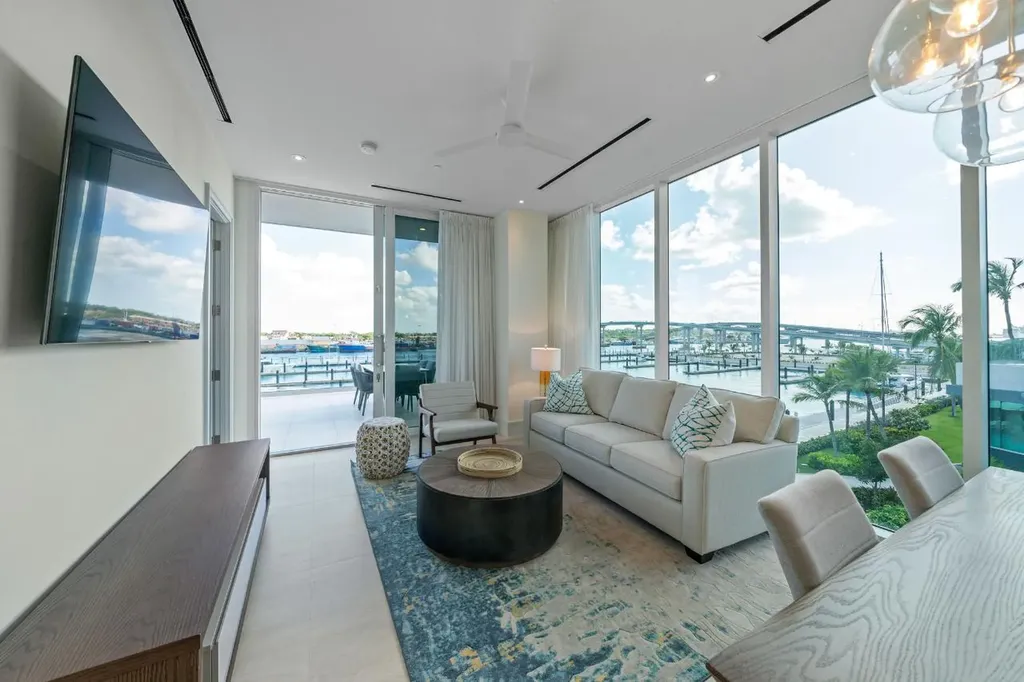 Sterling Commons East New Providence Paradise Island BS