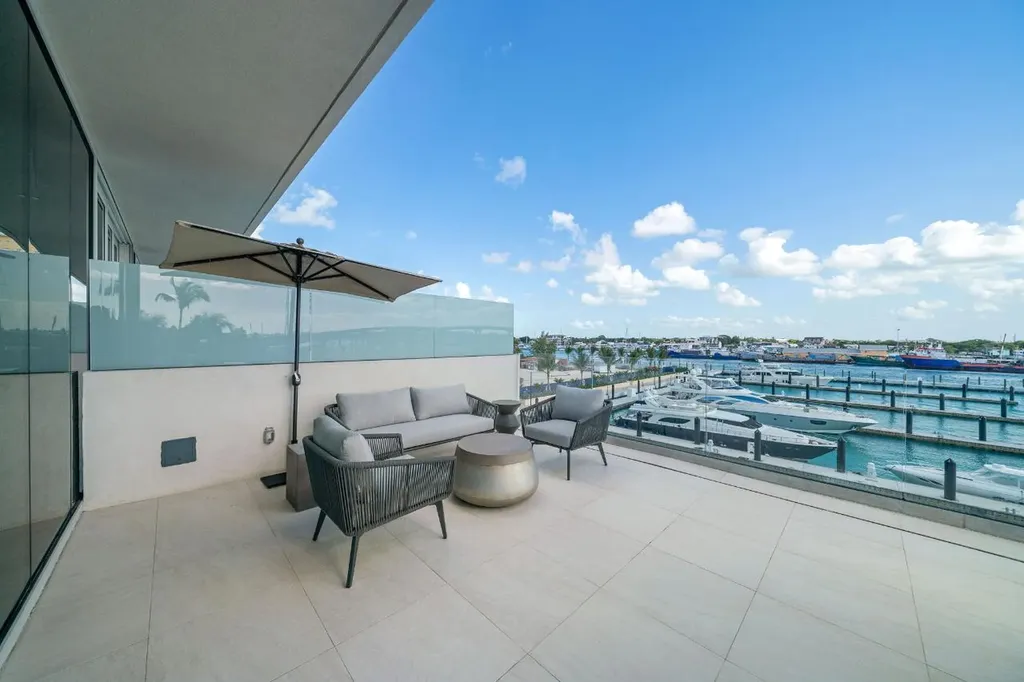 Sterling Commons East New Providence Paradise Island BS