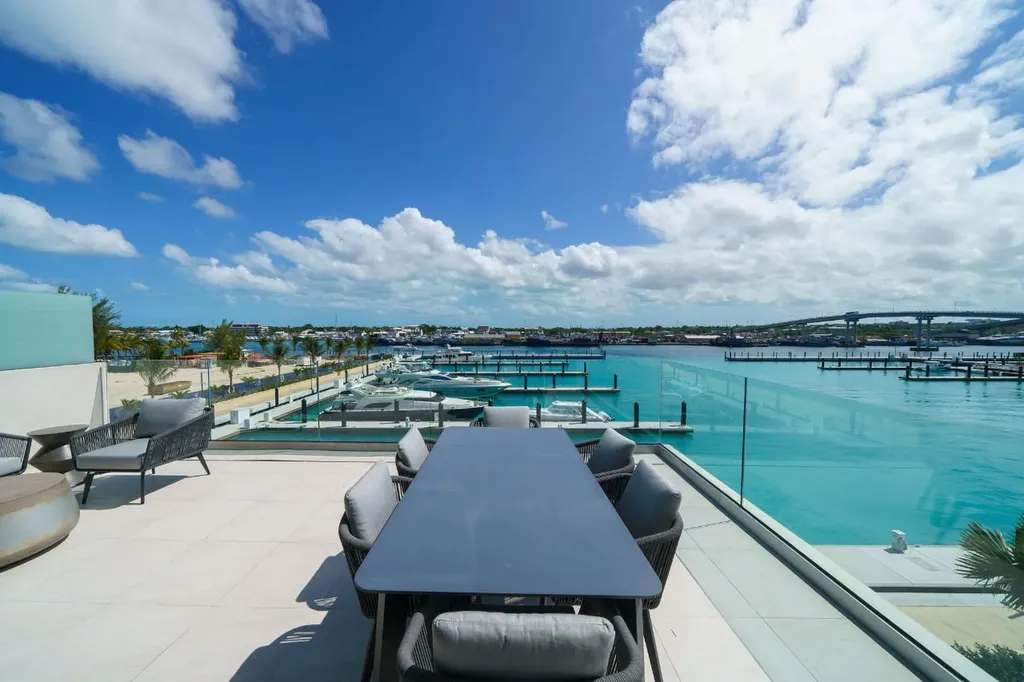 Sterling Commons East New Providence Paradise Island BS