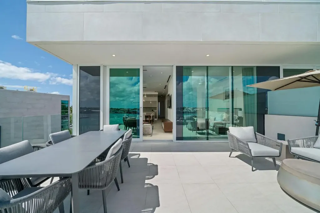 Sterling Commons East New Providence Paradise Island BS