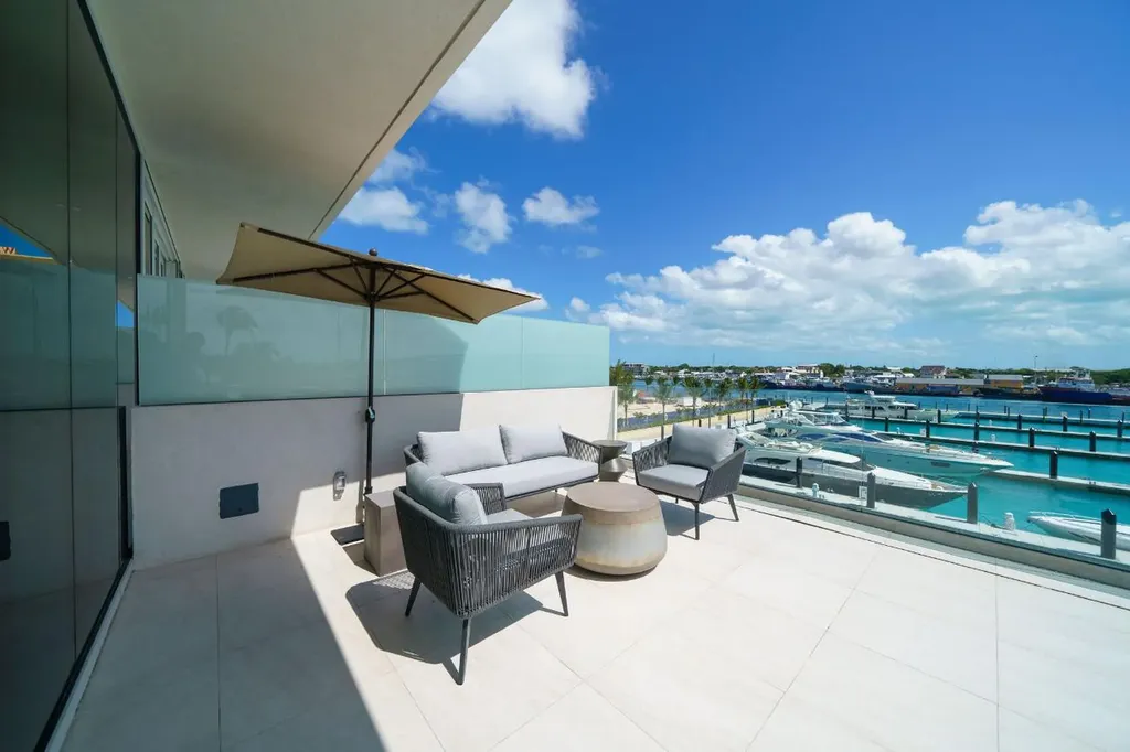 Sterling Commons East New Providence Paradise Island BS