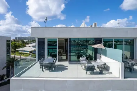 Sterling Commons East New Providence Paradise Island BS