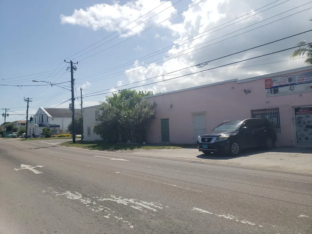 Chesapeake Road 22 New Providence Paradise Island BS