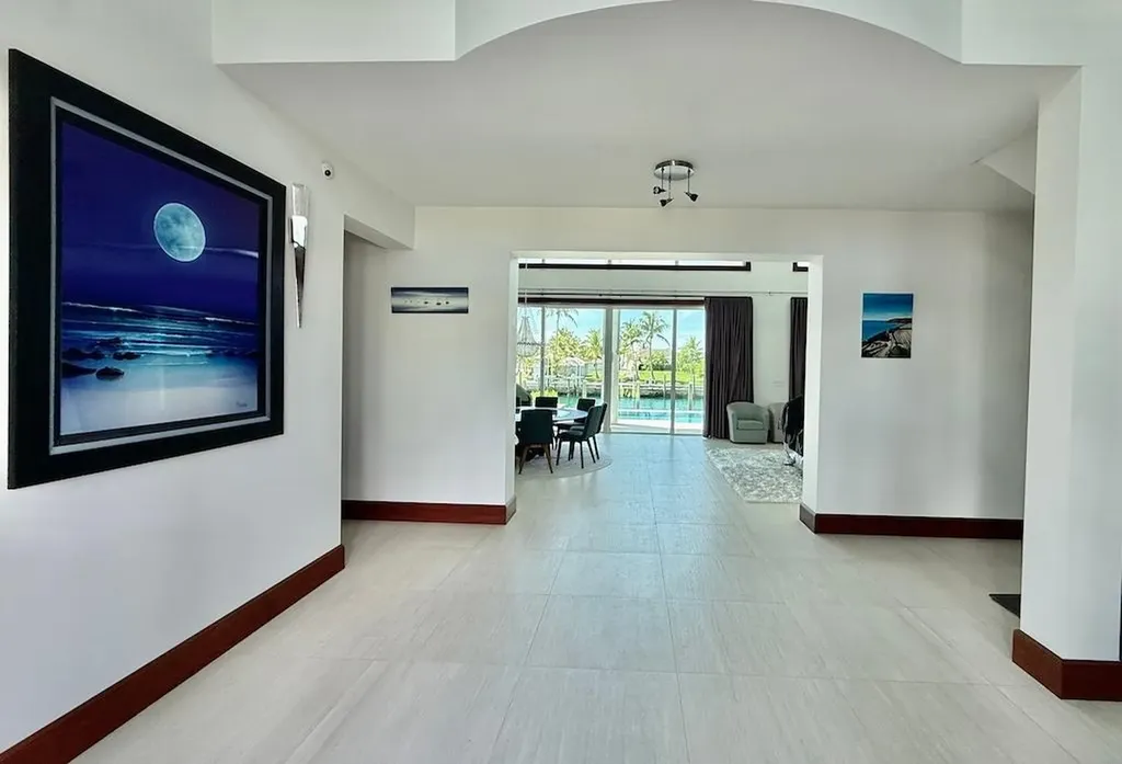 #49 Crossbones Close Grand Bahama Freeport BS