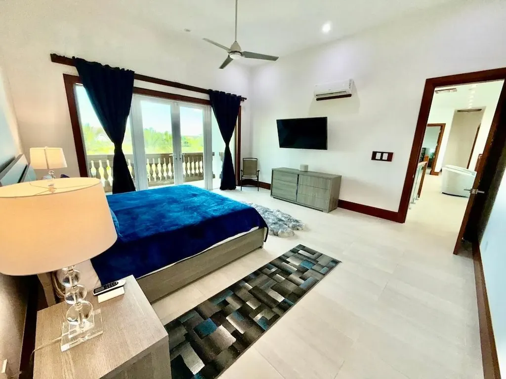 #49 Crossbones Close Grand Bahama Freeport BS