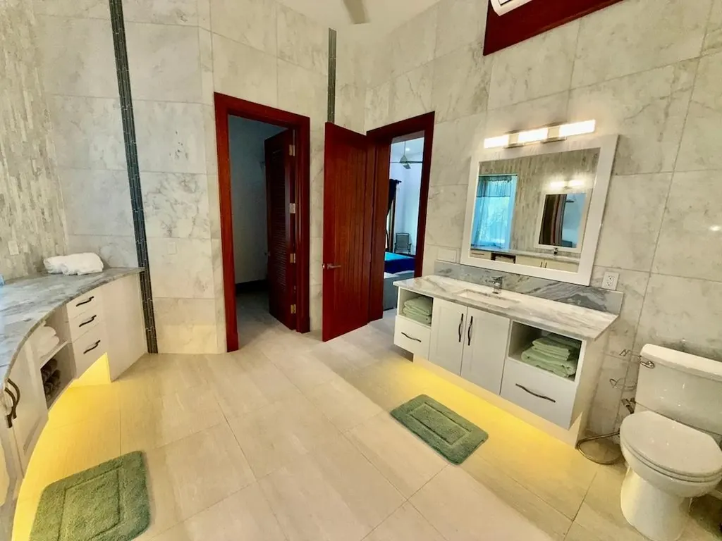 #49 Crossbones Close Grand Bahama Freeport BS