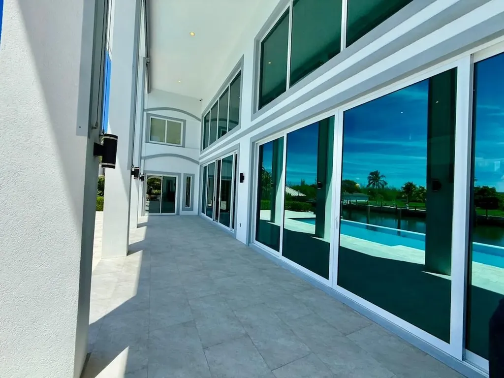 #49 Crossbones Close Grand Bahama Freeport BS