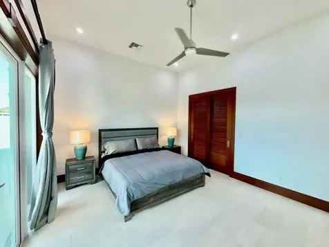 #49 Crossbones Close Grand Bahama Freeport BS