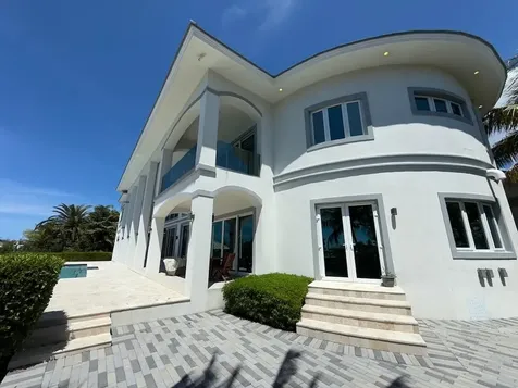 #49 Crossbones Close Grand Bahama Freeport BS