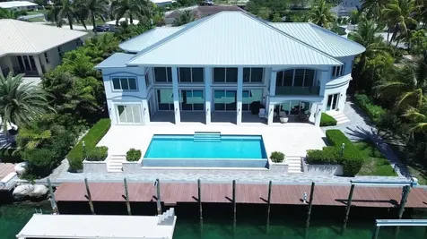 #49 Crossbones Close Grand Bahama Freeport BS