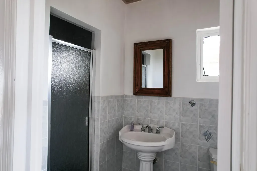 Beachfront Home & Lot Eleuthera BS