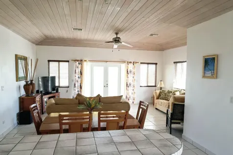 Beachfront Home & Lot Eleuthera BS