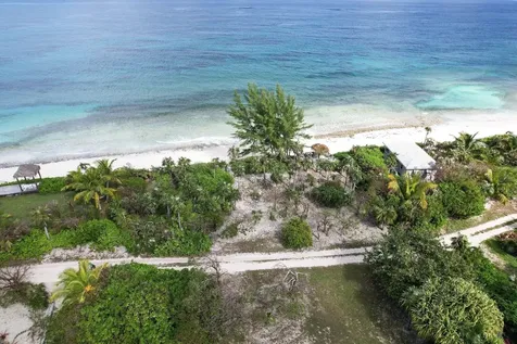 Beachfront Home & Lot Eleuthera BS
