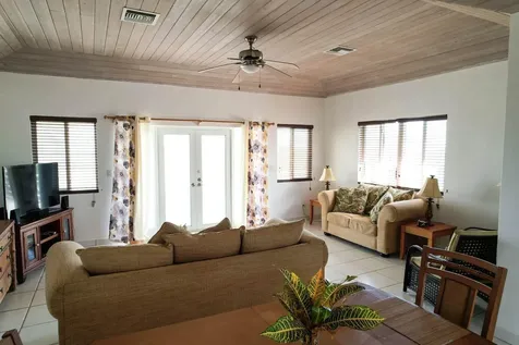 Beachfront Home & Lot Eleuthera BS