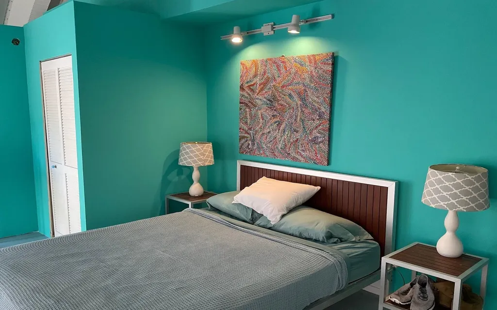 Estate In Bain's Bluff Long Island BS