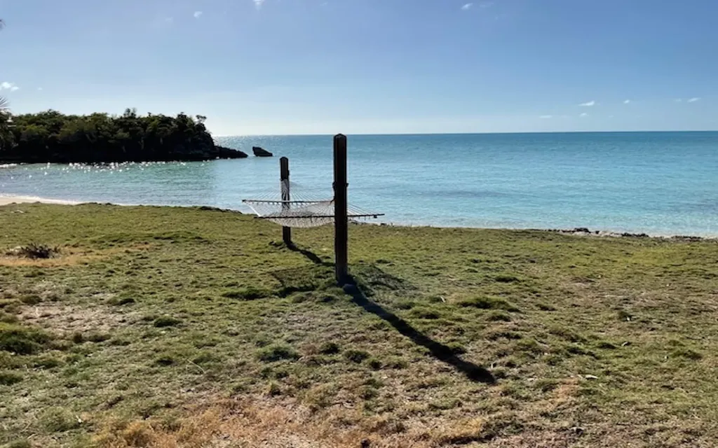 Estate In Bain's Bluff Long Island BS