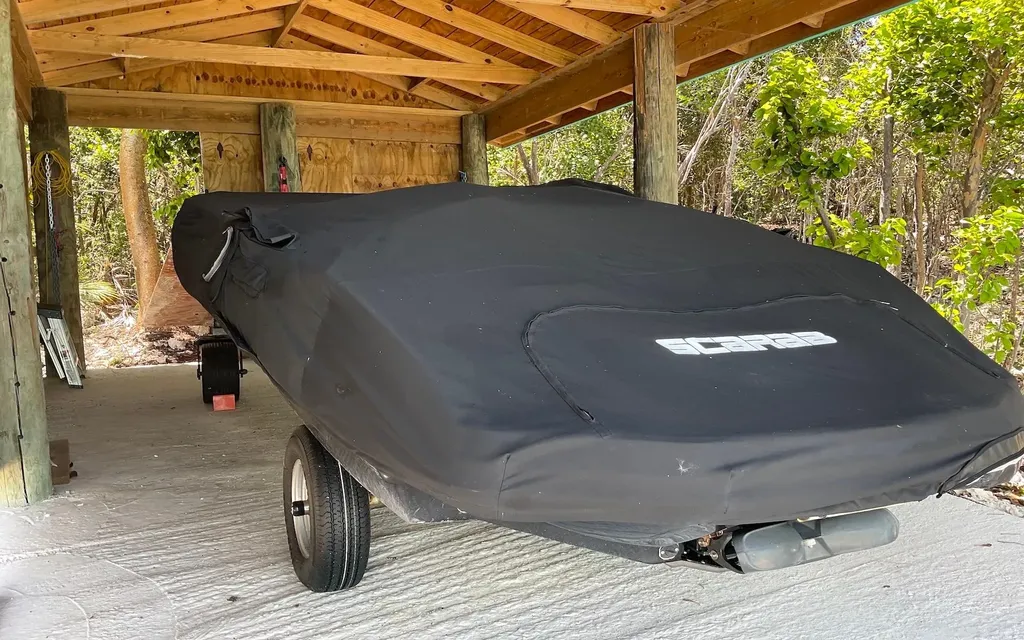 Estate In Bain's Bluff Long Island BS