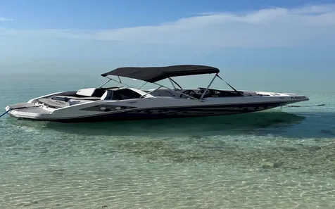 Estate In Bain's Bluff Long Island BS