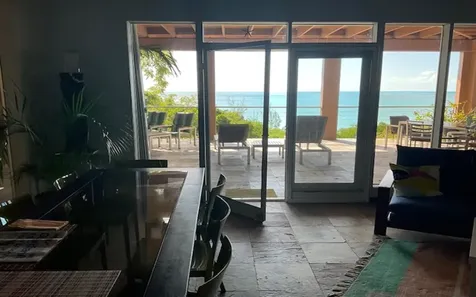 Estate In Bain's Bluff Long Island BS