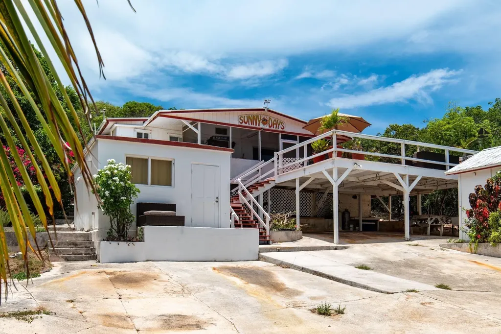 Sunny Days Eleuthera BS