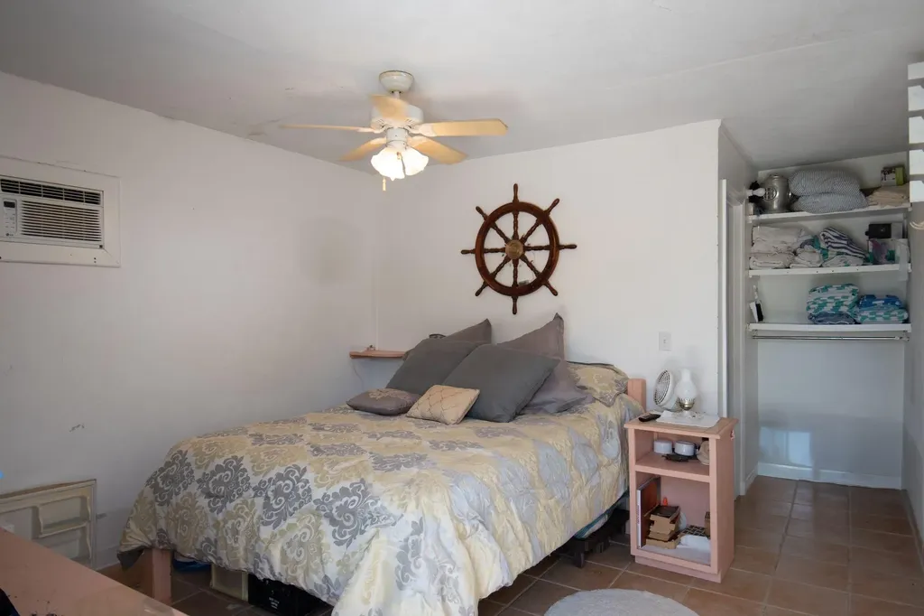 Sunny Days Eleuthera BS