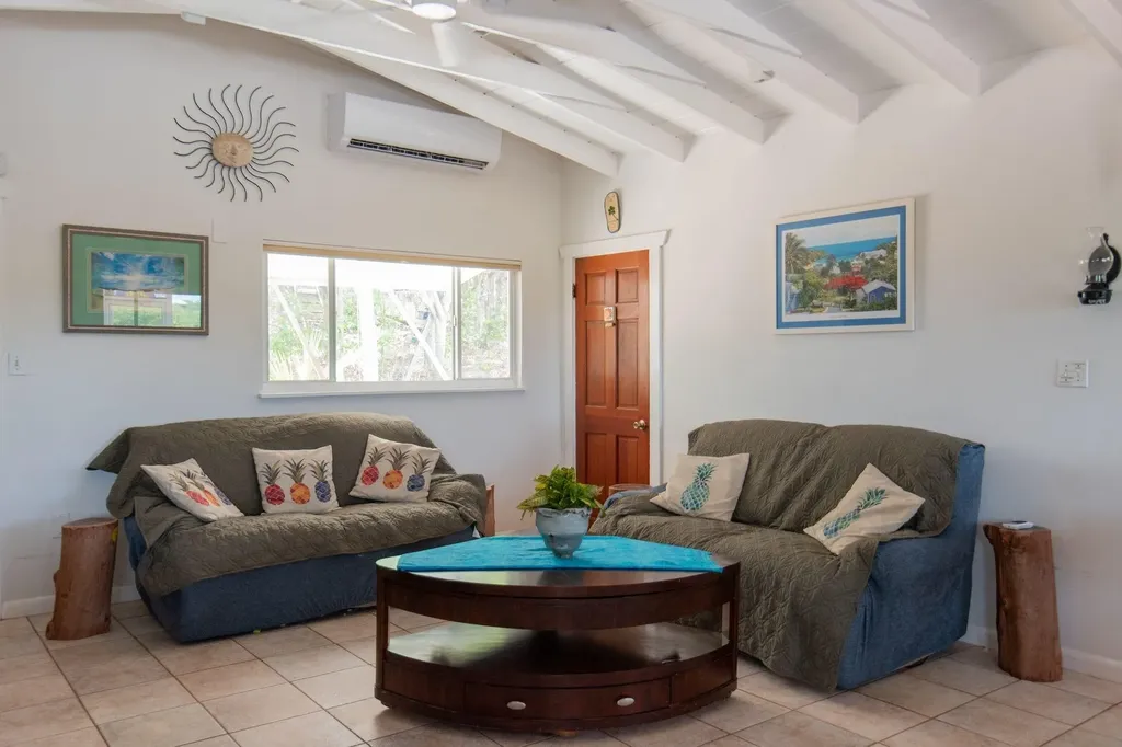 Sunny Days Eleuthera BS