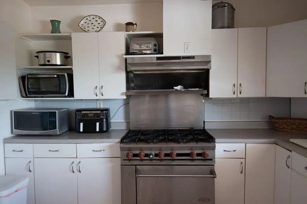 Sunny Days Eleuthera BS