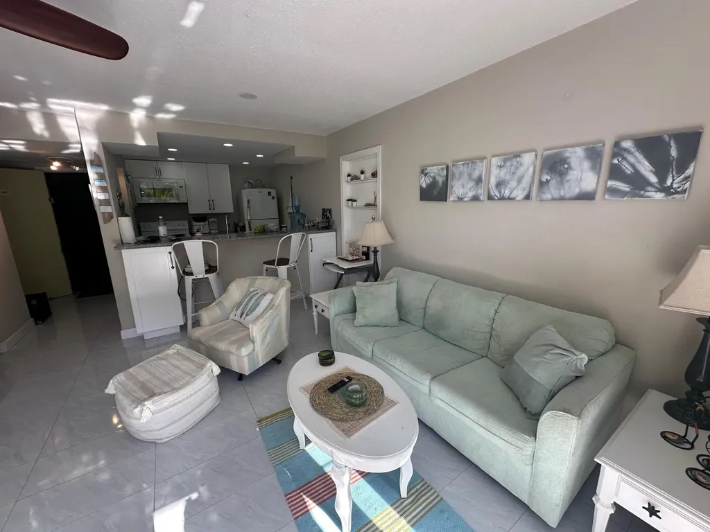 Coral Beach Condo Grand Bahama Freeport BS